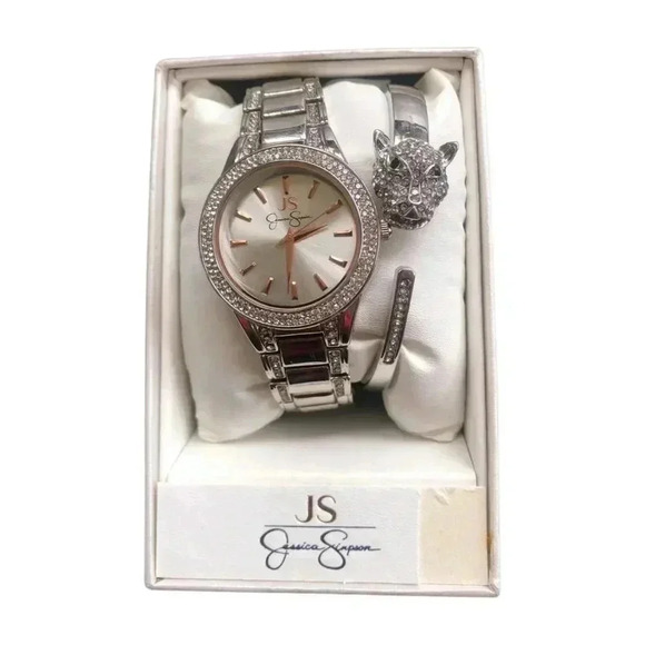 Jessica Simpson Silver Tone Crystal Bangle Watch Set - New - Picture 1 of 2